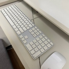 Mac 21.5 (late 2012)+プリンターセットの画像