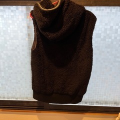 メンズボアベストの画像