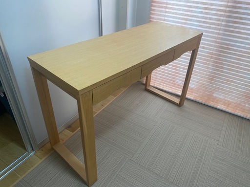 自宅で使える木製デスク　奥行き45cm✖️高さ72cm✖️幅120cm