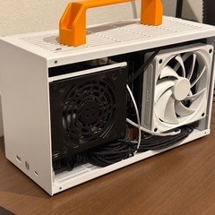 小型ガミングパソコン7Lだけ、RTX 4070Ti Super 16GB, Minisforum BD790i Ryzen 9 7945HX, 32GB DDR5, 2x2TB SSDの画像