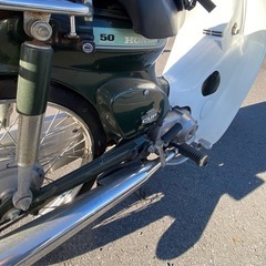 【低走行6000km】スーパーカブ50DX リアボックス・スマホスタンド・ヘルメット付き の画像