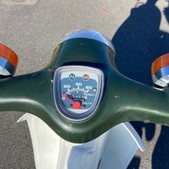 【低走行6000km】スーパーカブ50DX リアボックス・スマホスタンド・ヘルメット付き の画像