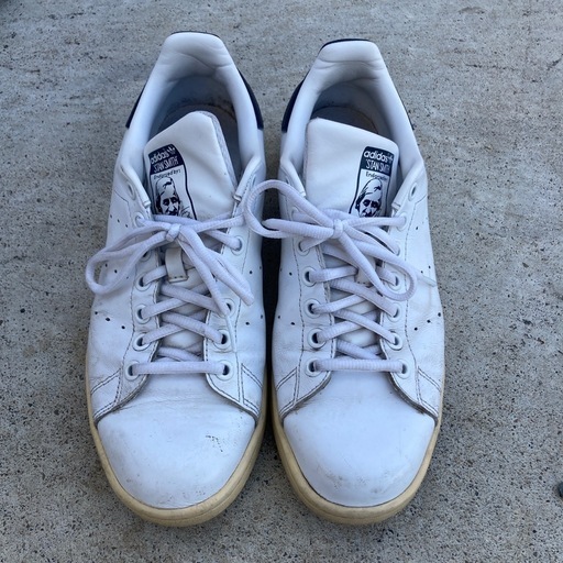 adidas アディダス　スタンスミス