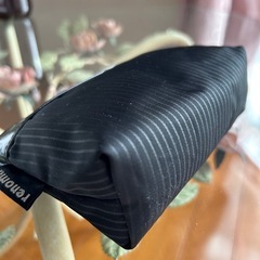renomaストライプ ポーチ 黒　内側布張り 10×15×マチ5センチの画像