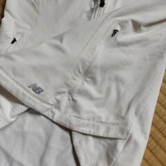 ニューバランス　レディースパーカー　XLサイズの画像