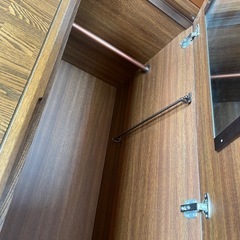 タンス　ワードローブ 木製 両開き 下段引出付き の画像