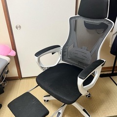オフィス椅子の画像