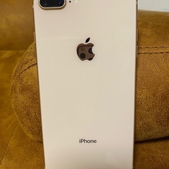 iPhone8Plus 64g auの画像