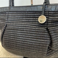 美品♡ FURLA フルラ トートバッグ 本革 レザー 黒決まりましたの画像