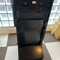 デジタルサイネージ　ディスプレイ　スタンドセット　　の画像