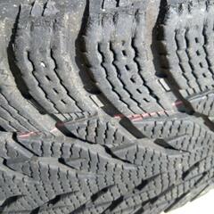 18インチスタッドレスタイヤ4本の画像