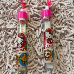 縄跳び　ハローキティ サンリオ　ピンク 持ち手内にネームカード入りの画像