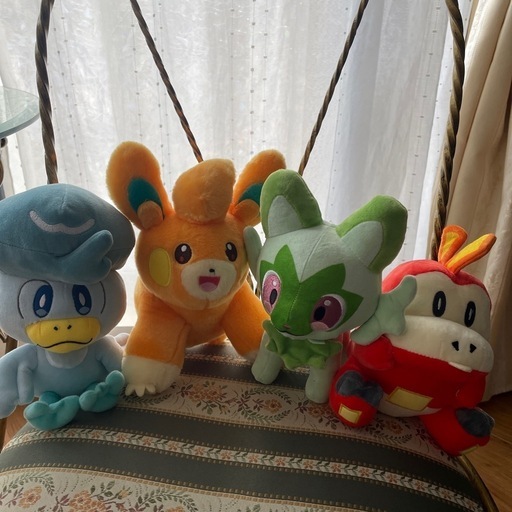 ポケモン　最新作ぬいぐるみ　4体