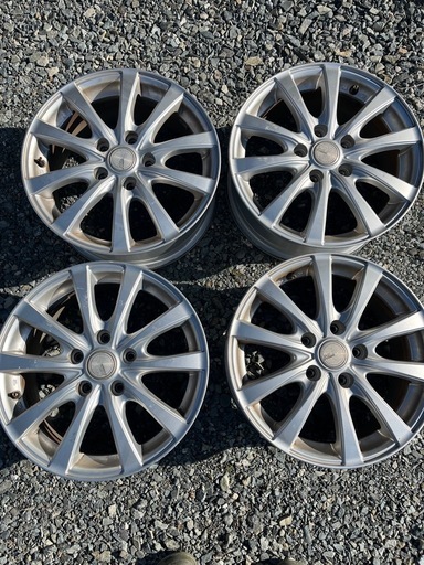 16インチ　アルミホイール  ホイールのみ