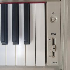 ヤマハ電子ピアノクラビノーバCLP-635WA（中古）2017年製