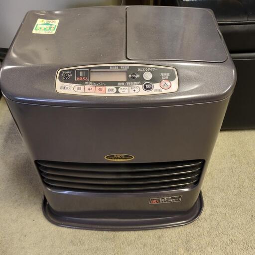 【引取先決まりました！】 石油ファンヒーター サンヨー  CFH-E308