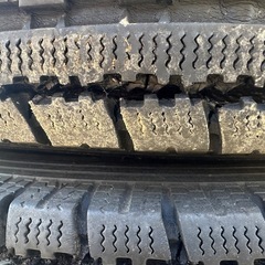 ハイエースタイヤ215/70R15の画像