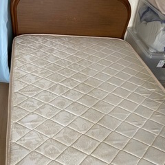 シングルベッド　収納つき