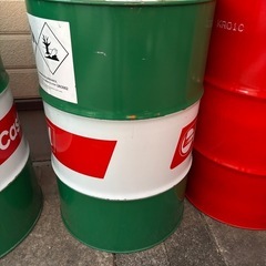 中古ドラム缶　空ドラム缶　カストロール　12/19