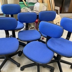八王子市内無料配送します。オフィス用椅子7脚