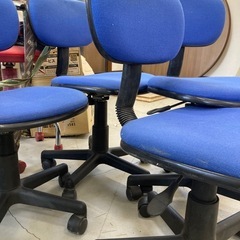 八王子市内無料配送します。オフィス用椅子7脚の画像