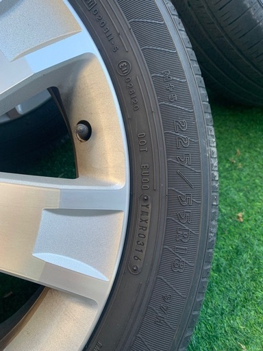 三菱デリカD:5 純正ホイール　225/55R18 18インチ