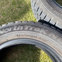  175/65R14 スダットレスタイヤ4本の画像