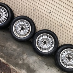 冬タイヤ ★ 195/60R15 ★ PCD114ホイール付きス...
