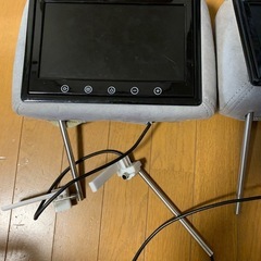 ヘッドレストモニター