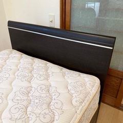 【超美品‼️】定価158,000円♪ ドリームベッド シングルベッド 引き出し収納付き ベッドフレーム マットレス 木目調ダークブラウン♪の画像