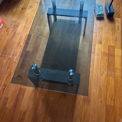 ガラステーブル
の画像