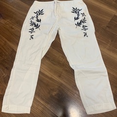 GLOBAL WORK 白パンツ