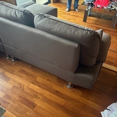 ソファ
の画像