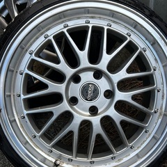 19インチ深リムホイール4本タイヤセットの画像