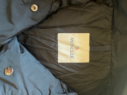美品！正規店購入！モンクレール　MONCLER  ダウン