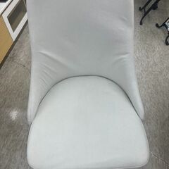 未使用イスセット　4人掛けダイニングテーブル　の画像