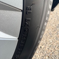 美品TOYOTA ライズ スタッドレスタイヤホイル付きの画像