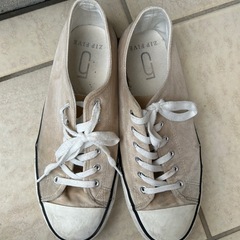 スニーカー 27.0cm ベージュの画像