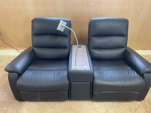 121900 リクライニング2人掛けソファ