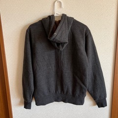 お値下げ致しました！⭐️コストコ　s ダークグレー フルジップ パーカーの画像