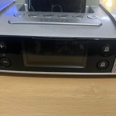 iPhone対応スピーカー付きクロックの画像