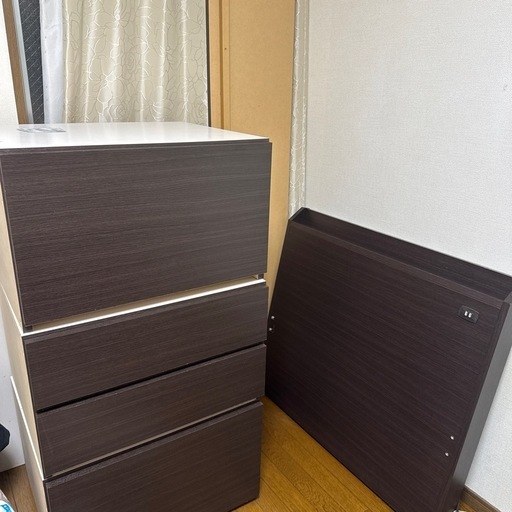 【本日締切！
】収納付きシングルベッド　コンセント付き　⭐︎マットレスなし（詳細は説明をご覧ください。）