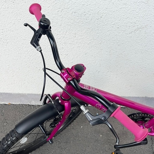 値下げ！　NA9822 ヨツバサイクル　20インチ　クリスタルピンク　キッズバイク　中古美品　