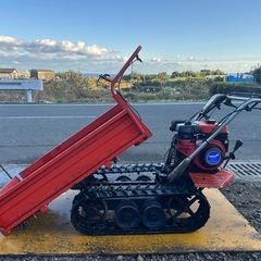 筑水キャニコム 運搬車 ダンプ BFP302 三方枠スライド クローラー　積載200kg 2.7馬力 ピンクレディー　動画あり の画像