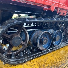 筑水キャニコム 運搬車 ダンプ BFP302 三方枠スライド クローラー　積載200kg 2.7馬力 ピンクレディー　動画あり の画像