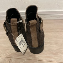 新品✨️ショートブーツ
の画像