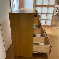 洋服ダンスの画像