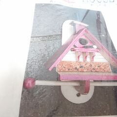 ②未使用　BIRD HOUSE　山小屋　ビニール梱包未開封　長期保管品　餌台 バードフィーダー　巣箱 バードハウス　野鳥観察　庭にみどりを！　庭に野鳥を呼ぼう！　教材用（キット）　エサやり　エクステリア　インテリアの画像