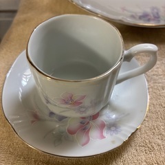 大皿　コーヒーカップ　セットの画像