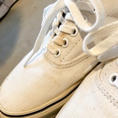 スニーカーの画像